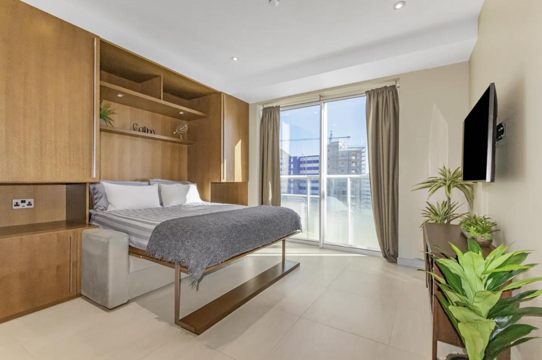 West One Studio Apartments Gibraltar Extérieur photo