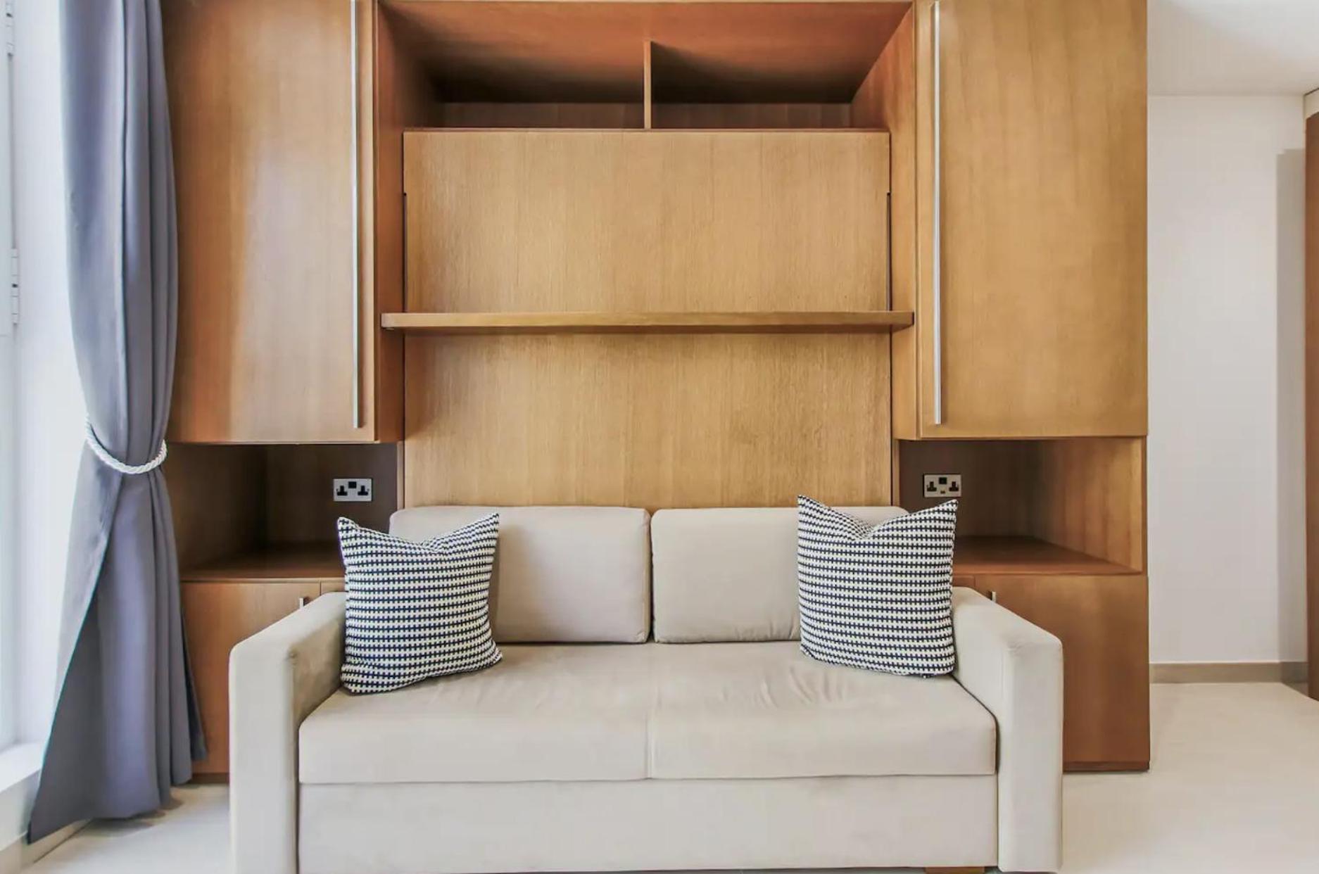 West One Studio Apartments Gibraltar Extérieur photo
