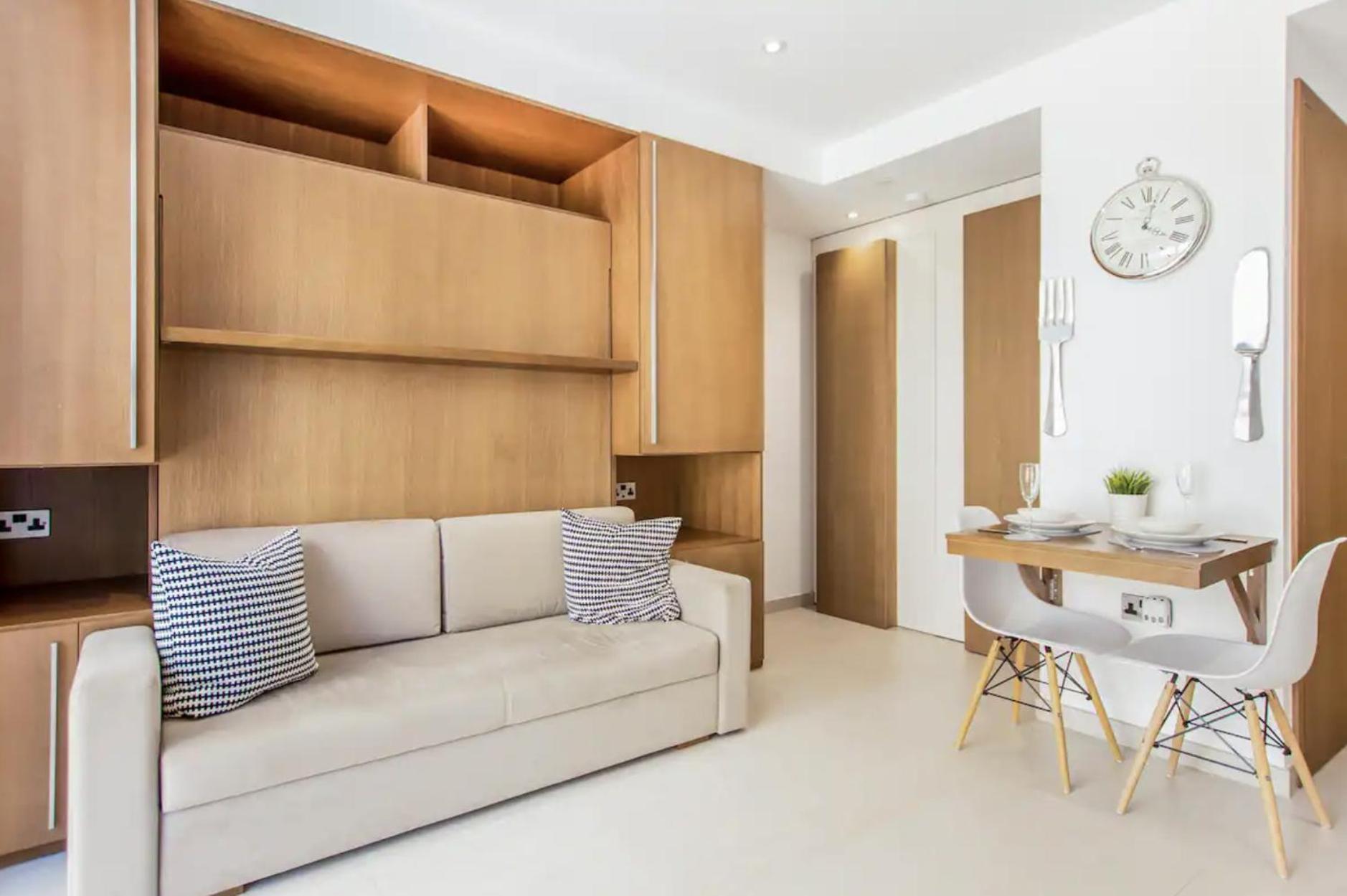 West One Studio Apartments Gibraltar Extérieur photo