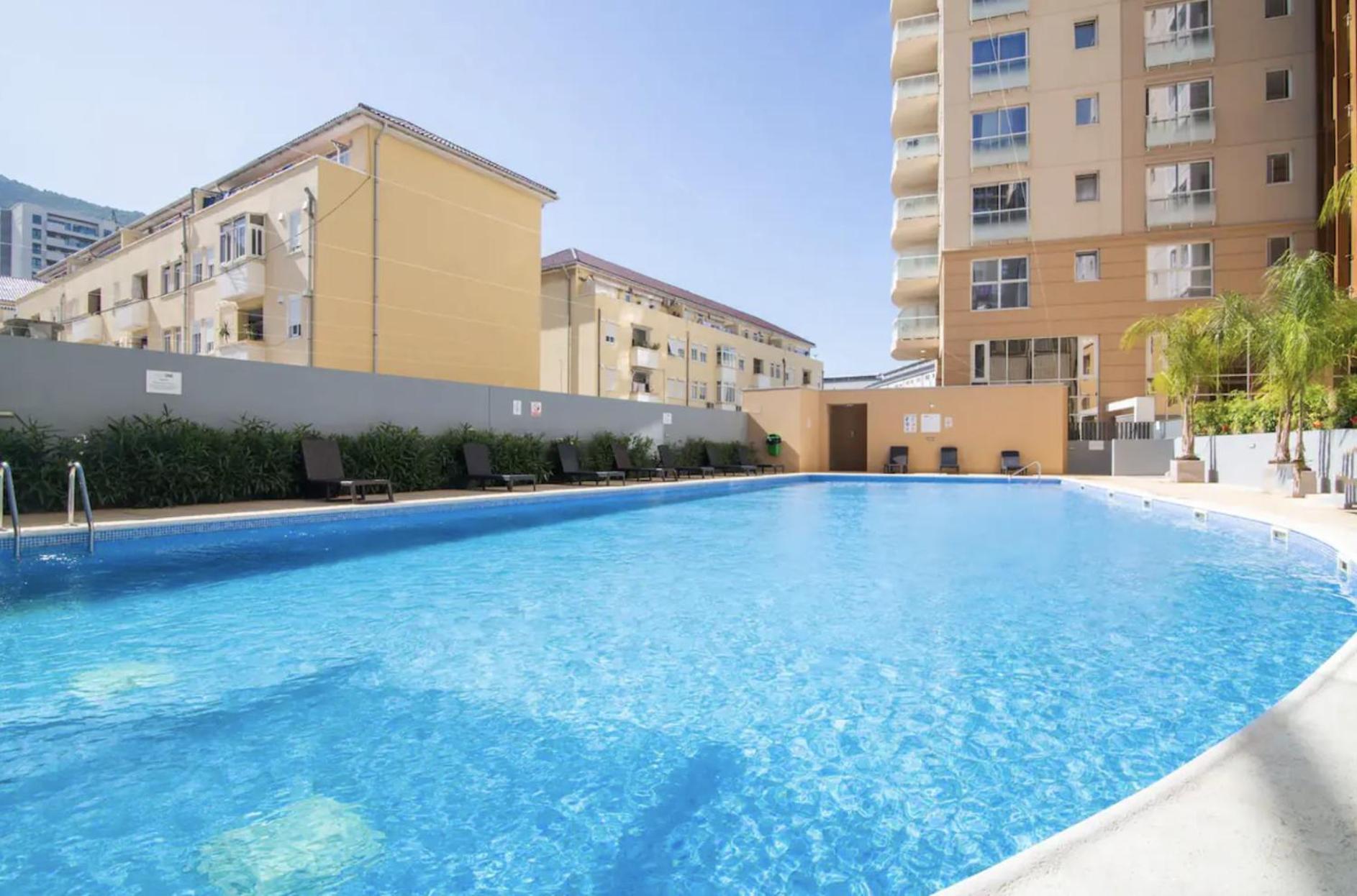West One Studio Apartments Gibraltar Chambre photo